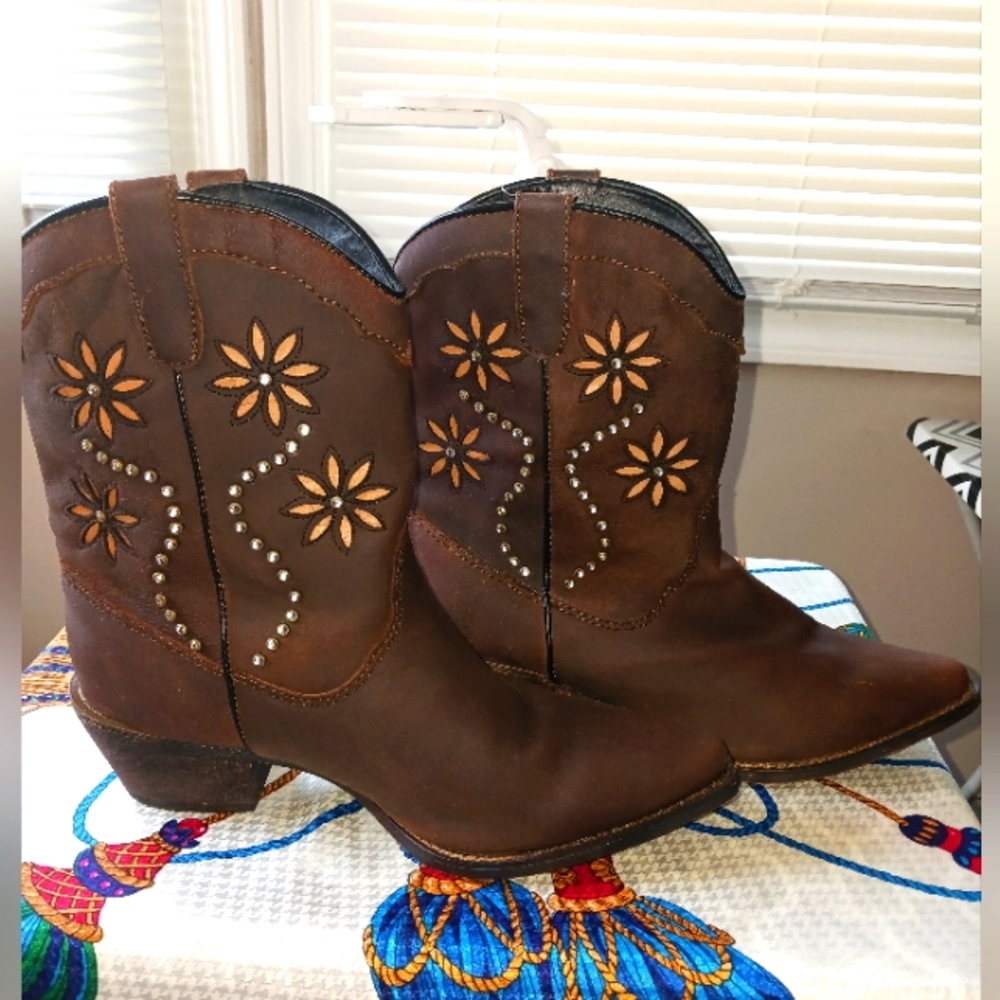 Leather Cowgirl Boots